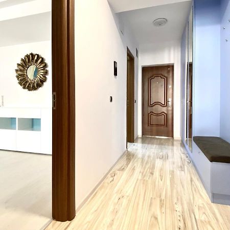 Coquette Apartment Брашов Екстериор снимка