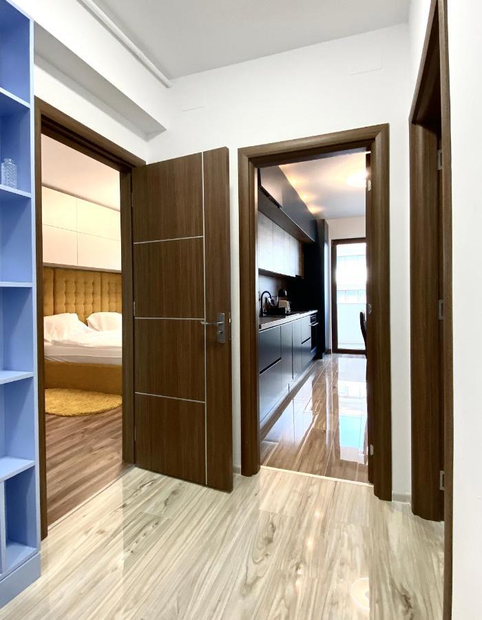 Coquette Apartment Брашов Екстериор снимка