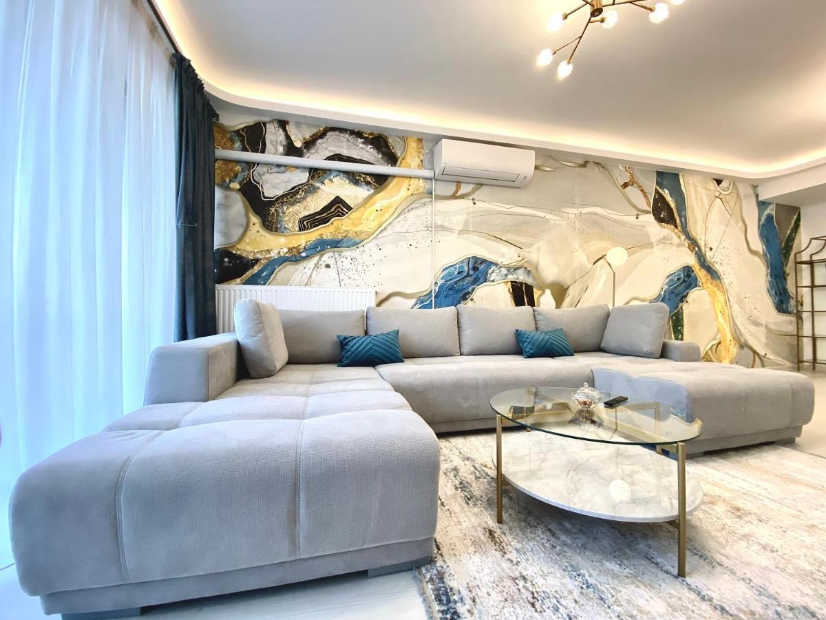 Coquette Apartment Брашов Екстериор снимка