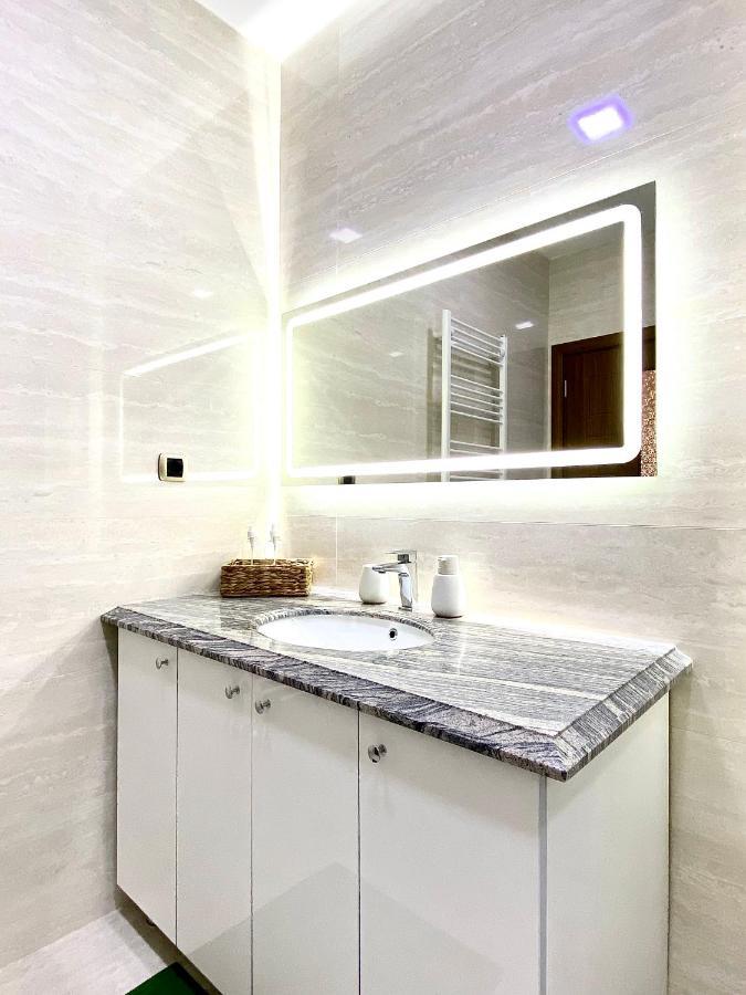 Coquette Apartment Брашов Екстериор снимка