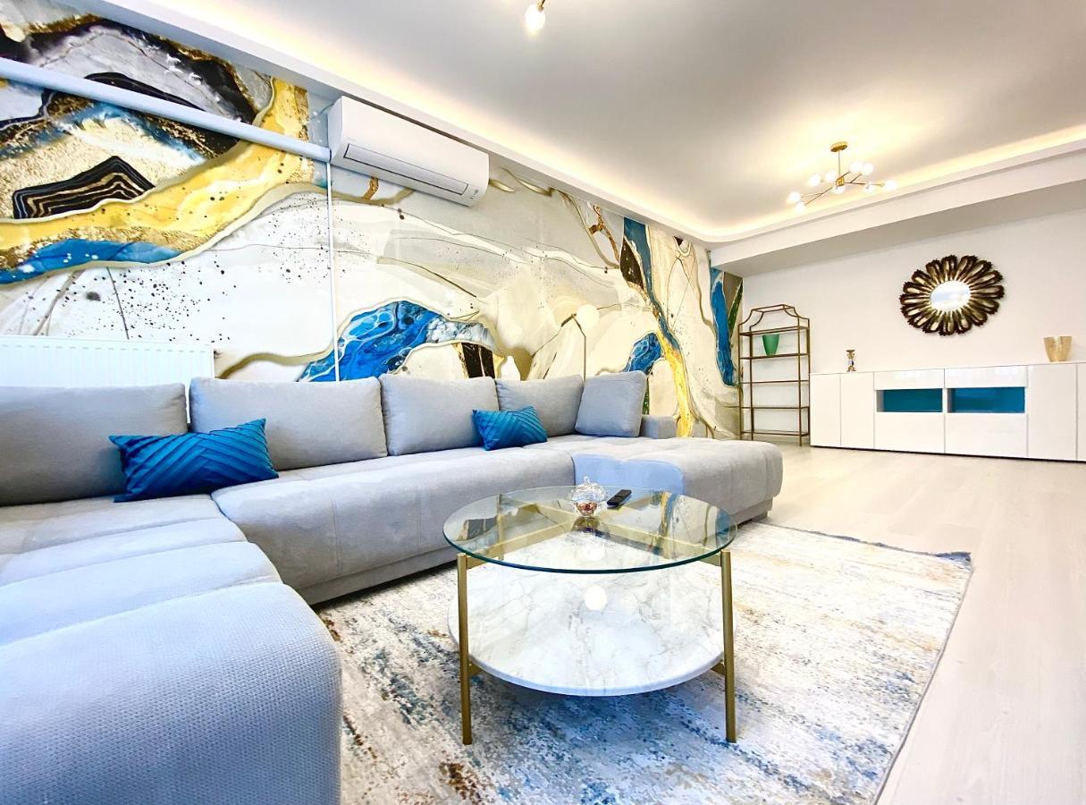 Coquette Apartment Брашов Екстериор снимка