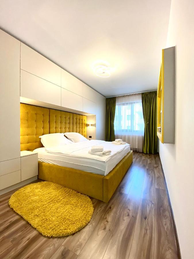 Coquette Apartment Брашов Екстериор снимка